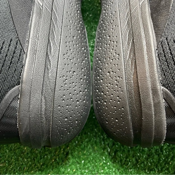 Brooks Ghost Max 2 Men's Size 11 2e Wide
Running Shoes - Picture 2 of 7